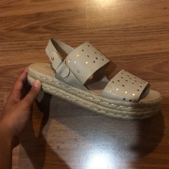 Kelsi Dagger Beige Espadrille Sandals - Picture 3 of 4